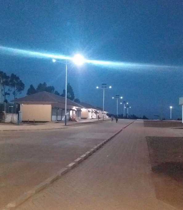 都昌县非洲科特迪瓦太阳能路灯工程